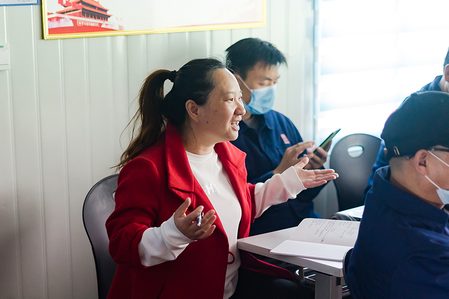 1585879271570737.jpg 向總經(jīng)理講話.jpg